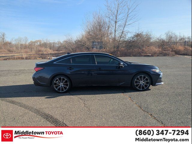 2022 Toyota Avalon Touring