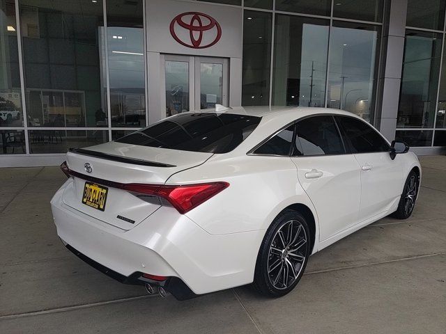 2022 Toyota Avalon Touring