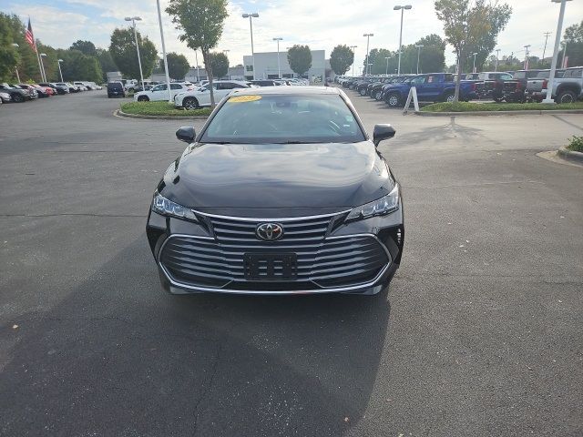 2022 Toyota Avalon XLE