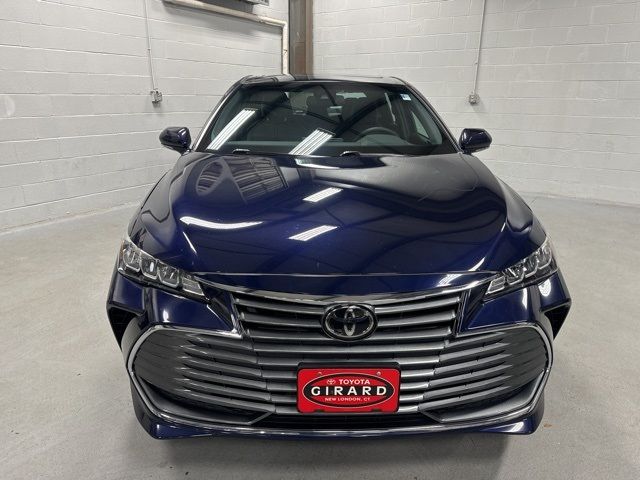 2022 Toyota Avalon XLE