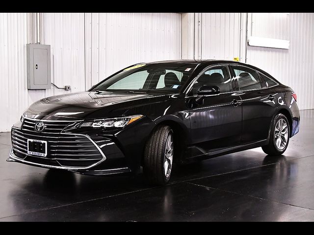 2022 Toyota Avalon XLE