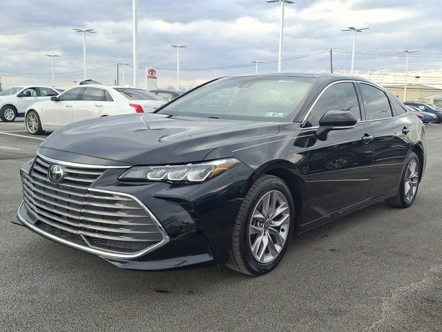 2022 Toyota Avalon XLE