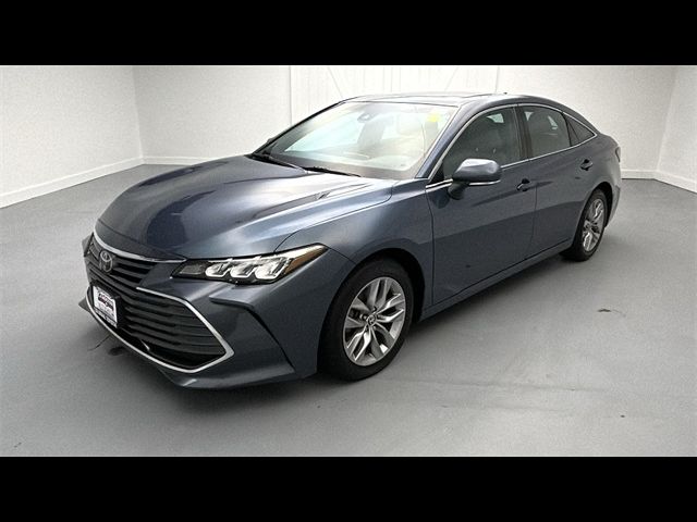 2022 Toyota Avalon XLE