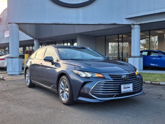 2022 Toyota Avalon XLE