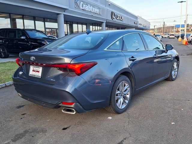 2022 Toyota Avalon XLE