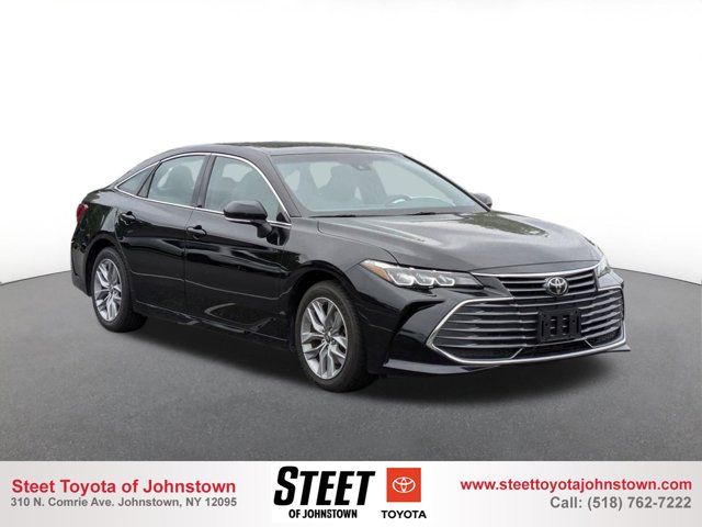 2022 Toyota Avalon XLE