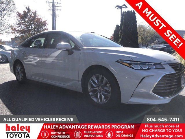 2022 Toyota Avalon XLE