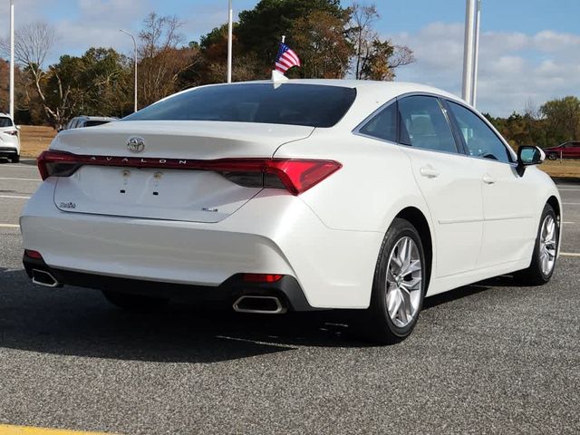 2022 Toyota Avalon XLE