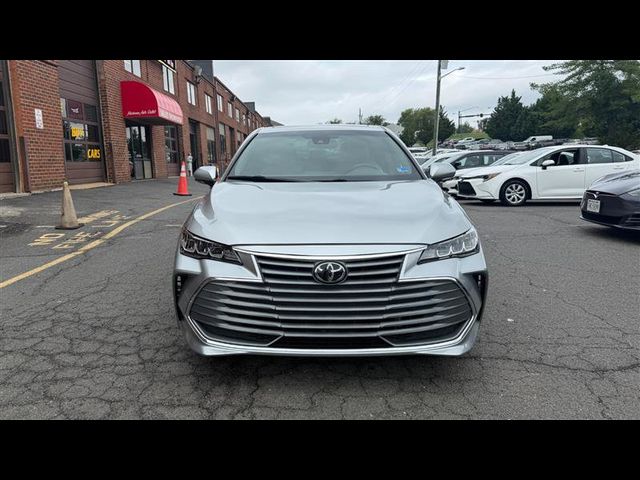 2022 Toyota Avalon XLE