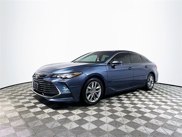 2022 Toyota Avalon XLE