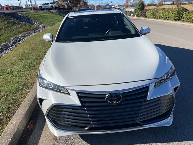 2022 Toyota Avalon XLE