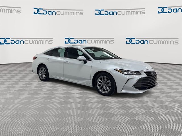 2022 Toyota Avalon XLE