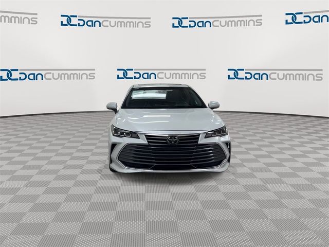 2022 Toyota Avalon XLE