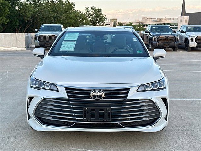 2022 Toyota Avalon XLE