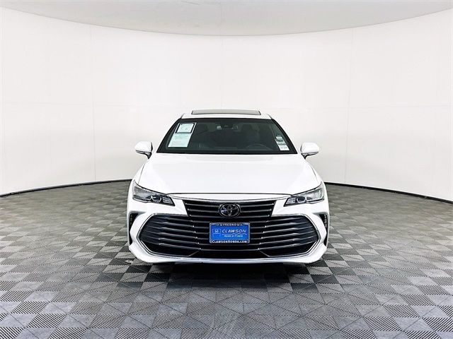 2022 Toyota Avalon XLE