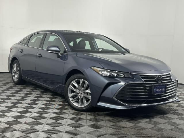 2022 Toyota Avalon XLE