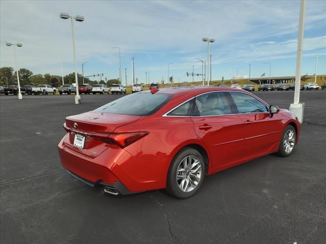 2022 Toyota Avalon XLE