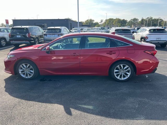 2022 Toyota Avalon XLE