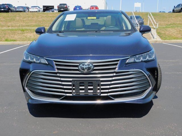 2022 Toyota Avalon XLE