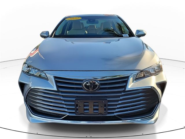 2022 Toyota Avalon XLE