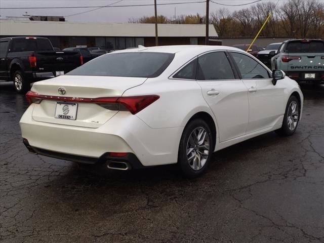 2022 Toyota Avalon XLE