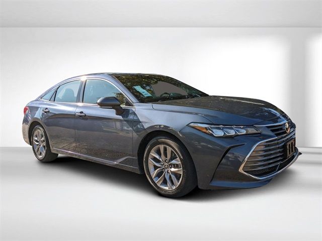 2022 Toyota Avalon XLE