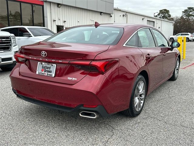 2022 Toyota Avalon XLE