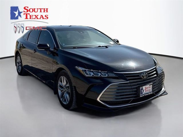 2022 Toyota Avalon XLE
