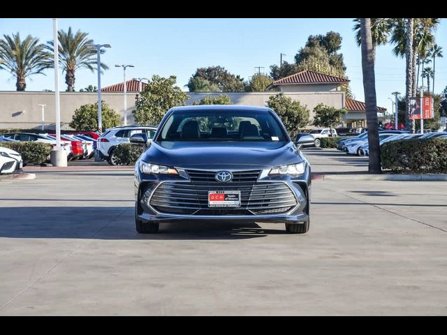 2022 Toyota Avalon XLE