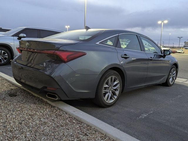 2022 Toyota Avalon XLE