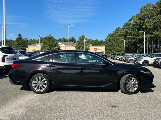 2022 Toyota Avalon XLE