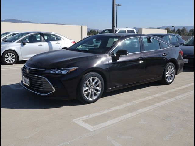 2022 Toyota Avalon XLE