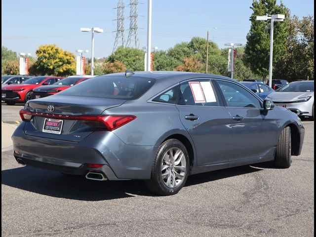 2022 Toyota Avalon XLE