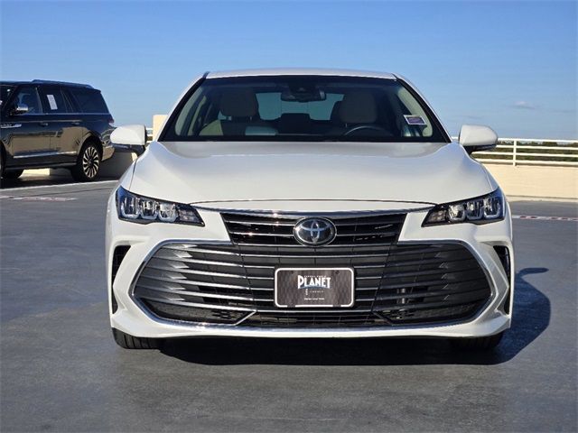 2022 Toyota Avalon XLE