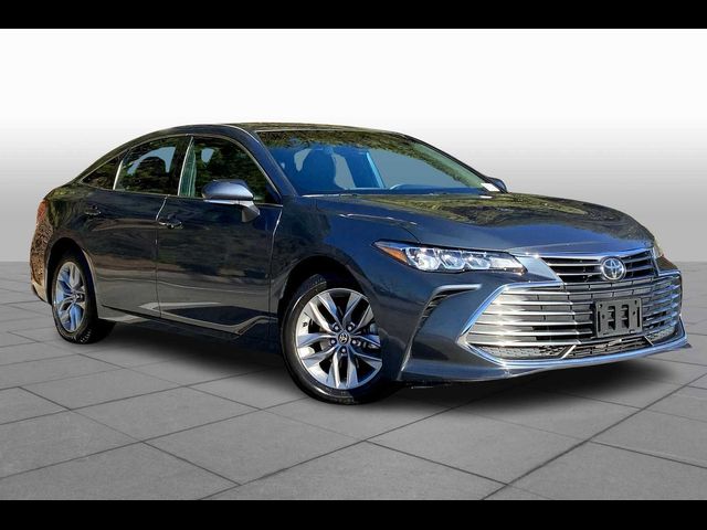 2022 Toyota Avalon XLE