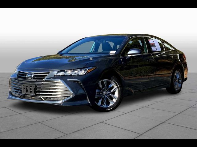 2022 Toyota Avalon XLE