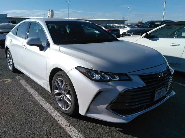 2022 Toyota Avalon XLE