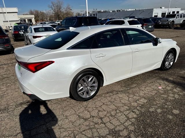 2022 Toyota Avalon XLE