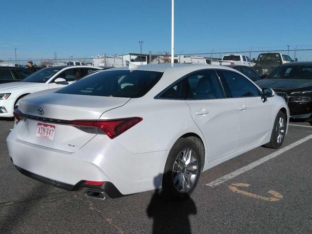 2022 Toyota Avalon XLE