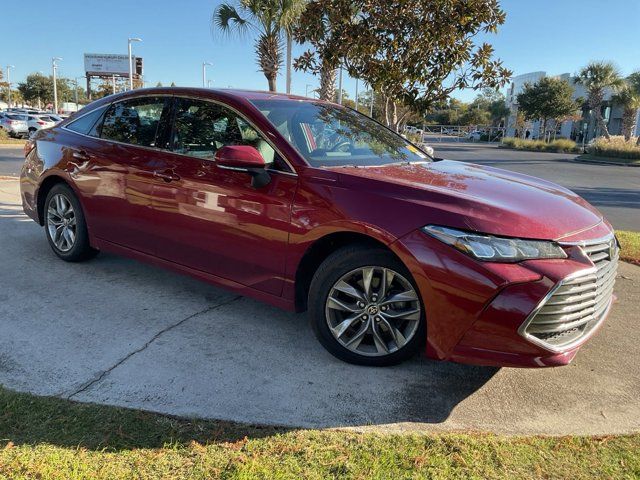 2022 Toyota Avalon XLE