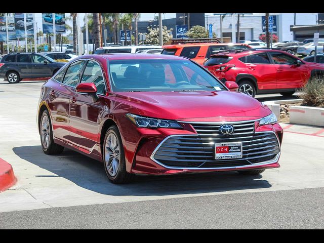 2022 Toyota Avalon XLE