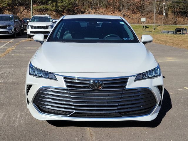 2022 Toyota Avalon XLE