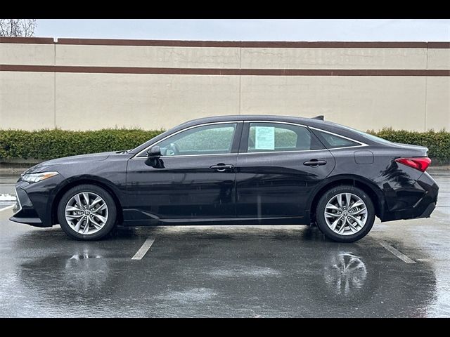 2022 Toyota Avalon XLE