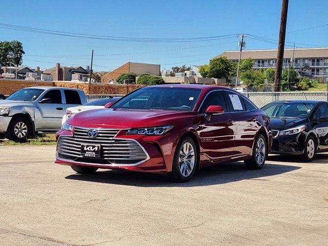 2022 Toyota Avalon XLE