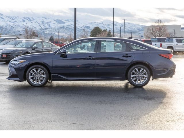 2022 Toyota Avalon XLE