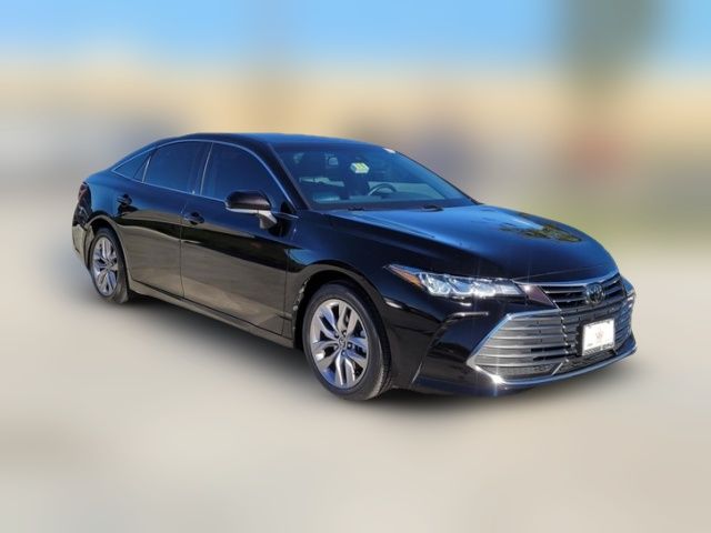 2022 Toyota Avalon XLE