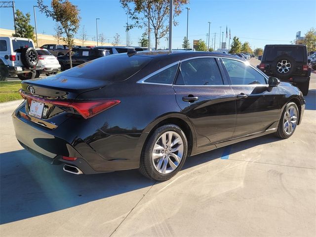 2022 Toyota Avalon XLE