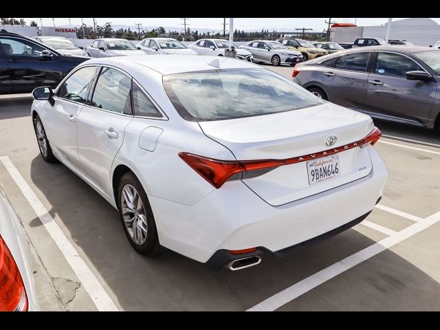 2022 Toyota Avalon XLE