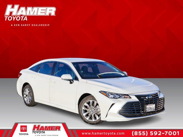 2022 Toyota Avalon XLE