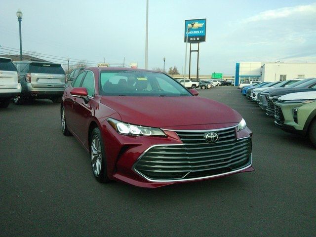 2022 Toyota Avalon XLE